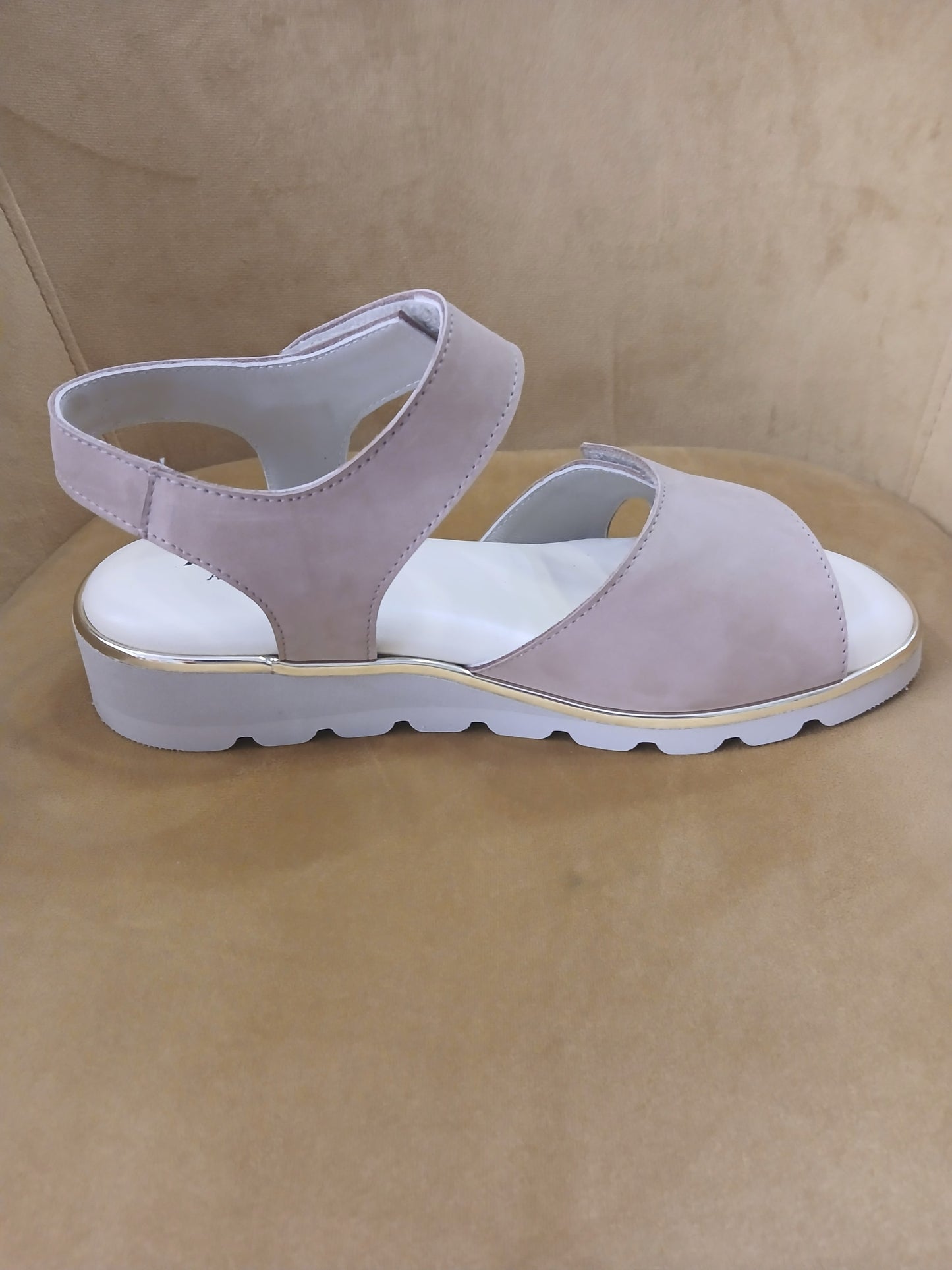 MARAL: SANDALO DONNA IN VERA PELLE (NAPPA) SUOLA IN LATTICE COLOR SABBIA