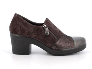 Enval Soft 2259822 – Mocassino donna marrone in pelle scamosciata con zip laterale, elastici e plantare estraibile