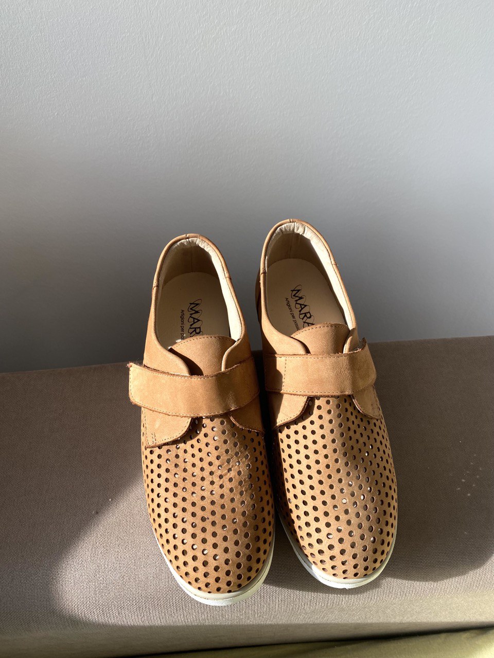 MARAL: SCARPA DONNA IN PELLE (NABUK) 102R COLORE MARRONE